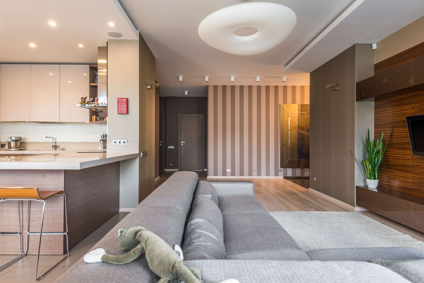 Custom-designed modern living space by Gravitas Builders